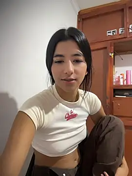 Snapshot of eva_roseee chatting on 10, 8, 2026 eva roseee online show from 10, 8, 2026
