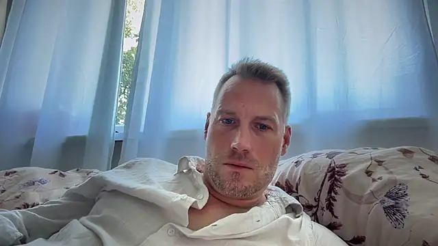 Snapshot of Christian87xxx chatting on 11, 9, 2025 Christian87xxx online show from 11, 9, 2025