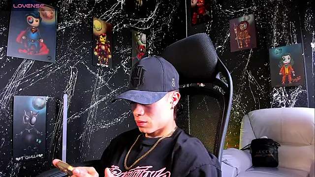 marcuscollins1  online show from 1, 3, 2025