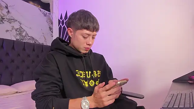 marcuscollins1  online show from 23, 3, 2026