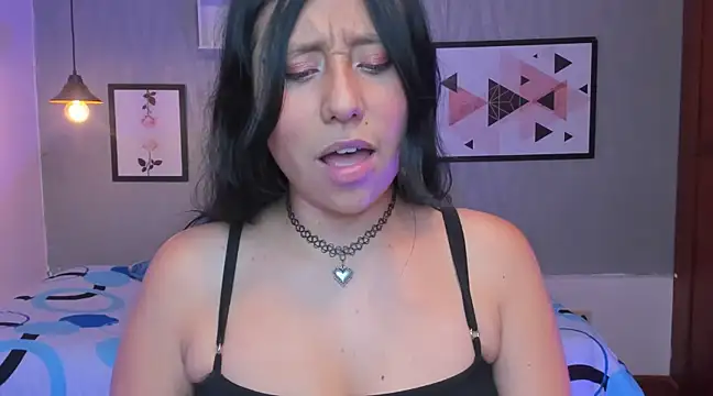 Nohemi louse online show from 19, 2, 2025