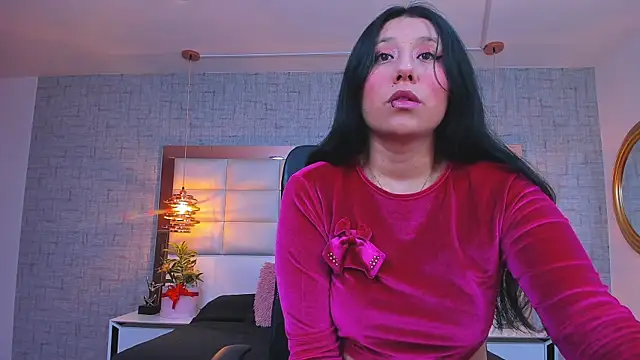 Nohemi louse online show from 27, 3, 2026