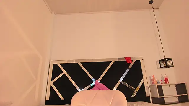 Snapshot of Annyrosee chatting on 7, 2, 2025 Annyrosee online show from 7, 2, 2025