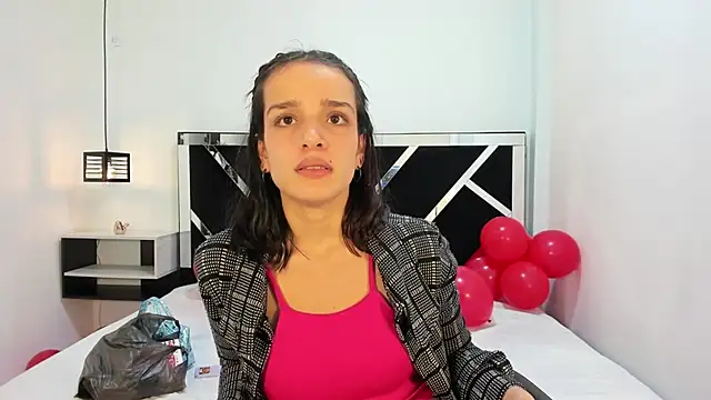 Snapshot of Annyrosee chatting on 20, 2, 2025 Annyrosee online show from 20, 2, 2025