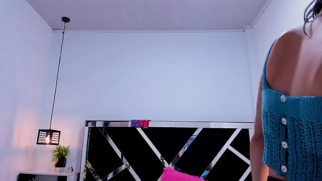 Snapshot of Annyrosee chatting on 8, 3, 2025 Annyrosee online show from 8, 3, 2025