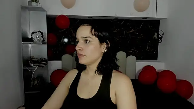 Annyrosee online show from 12, 2, 2026