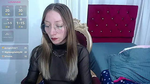 Snapshot of Carlin_Diaz chatting on 19, 3, 2025 Carlin Diaz online show from 19, 3, 2025