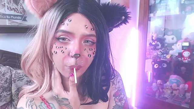 Snapshot of AriYokai chatting on 19, 10, 2025 AriYokai online show from 19, 10, 2025