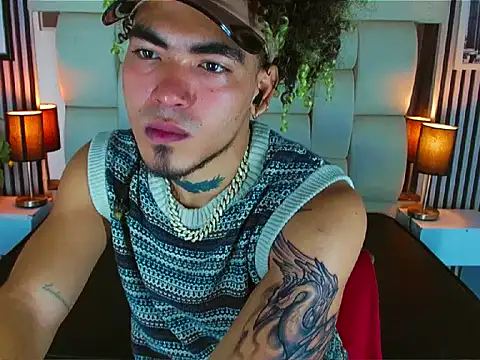 Snapshot of LihanJor_23 chatting on 28, 11, 2025 LihanJor 23 online show from 28, 11, 2025