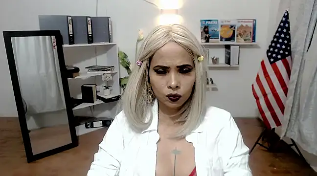 Snapshot of maissacooper chatting on 6, 2, 2025 maissacooper online show from 6, 2, 2025