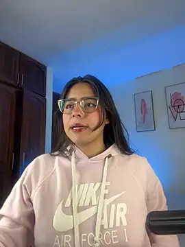 megan cl online show from 4, 11, 2025