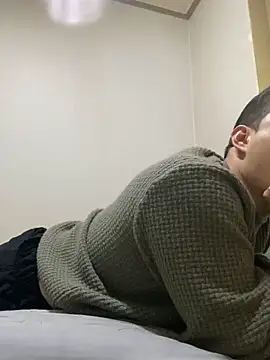 Snapshot of offwhite777 chatting on 23, 2, 2025 offwhite777 online show from 23, 2, 2025