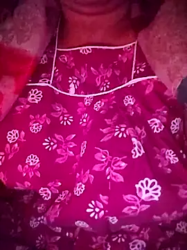 Snapshot of bestfriend-shikha chatting on 8, 2, 2025 bestfriend-shikha online show from 8, 2, 2025