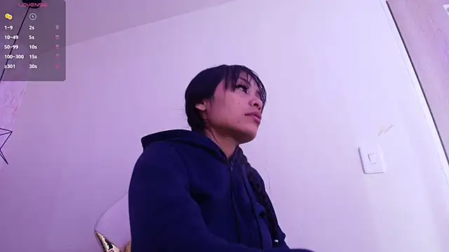 Snapshot of Raichell_ chatting on 30, 10, 2025 Raichell online show from 30, 10, 2025