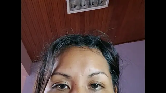 Snapshot of kyliebigboobs chatting on 11, 11, 2025 kyliebigboobs online show from 11, 11, 2025