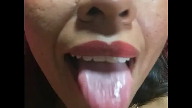 Snapshot of kyliebigboobs chatting on 29, 11, 2025 kyliebigboobs online show from 29, 11, 2025