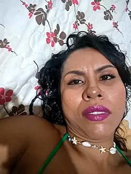 kyliebigboobs online show from 28, 2, 2026