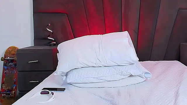 JhoanLeandro online show from 9, 3, 2025