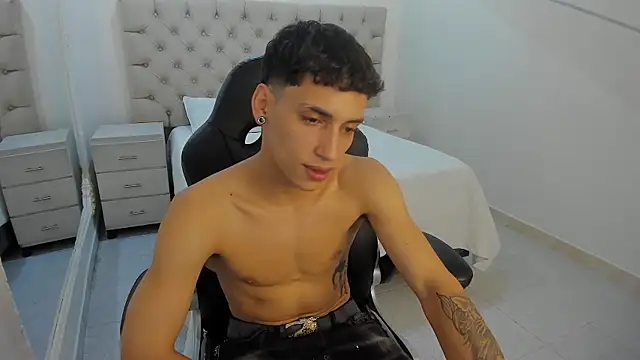 JhoanLeandro online show from 20, 12, 2025