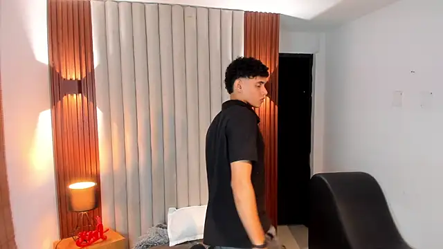 Snapshot of Justin_mack chatting on 5, 2, 2025 Justin mack online show from 5, 2, 2025