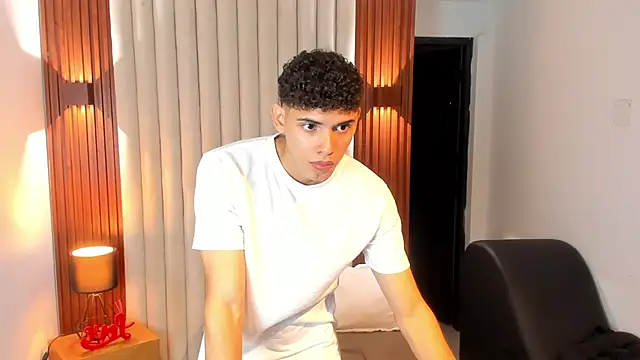 Snapshot of Justin_mack chatting on 7, 2, 2025 Justin mack online show from 7, 2, 2025