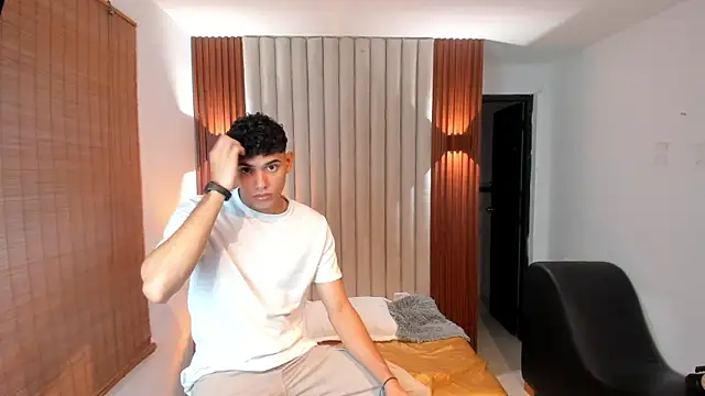 Snapshot of Justin_mack chatting on 16, 2, 2025 Justin mack online show from 16, 2, 2025