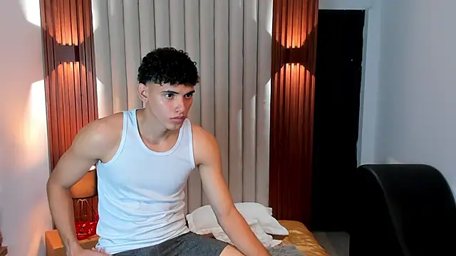 Snapshot of Justin_mack chatting on 19, 2, 2025 Justin mack online show from 19, 2, 2025