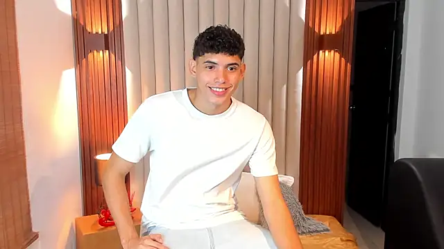 Snapshot of Justin_mack chatting on 20, 2, 2025 Justin mack online show from 20, 2, 2025