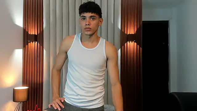 Snapshot of Justin_mack chatting on 8, 3, 2025 Justin mack online show from 8, 3, 2025