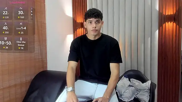 Snapshot of Justin_mack chatting on 12, 9, 2025 Justin mack online show from 12, 9, 2025