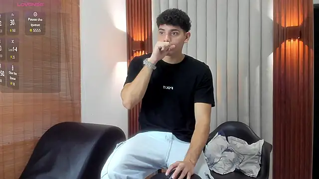 Snapshot of Justin_mack chatting on 13, 9, 2025 Justin mack online show from 13, 9, 2025