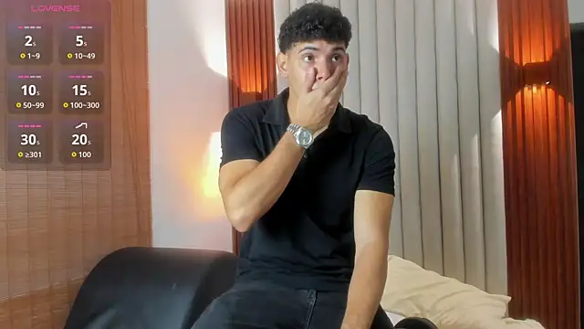 Snapshot of Justin_mack chatting on 17, 10, 2025 Justin mack online show from 17, 10, 2025