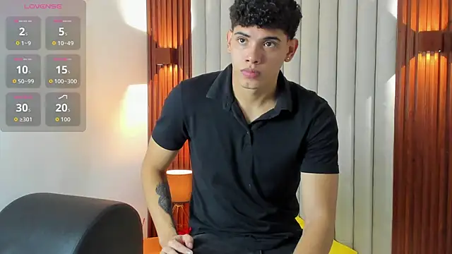 Snapshot of Justin_mack chatting on 29, 10, 2025 Justin mack online show from 29, 10, 2025