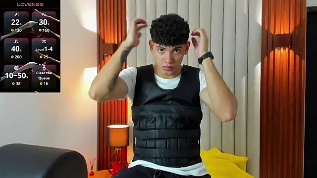 Snapshot of Justin_mack chatting on 30, 10, 2025 Justin mack online show from 30, 10, 2025