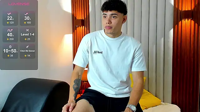 Snapshot of Justin_mack chatting on 1, 11, 2025 Justin mack online show from 1, 11, 2025