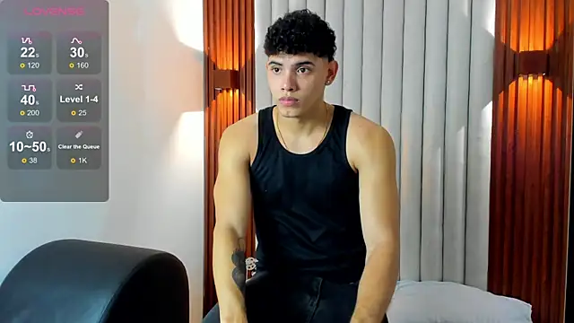 Snapshot of Justin_mack chatting on 4, 11, 2025 Justin mack online show from 4, 11, 2025