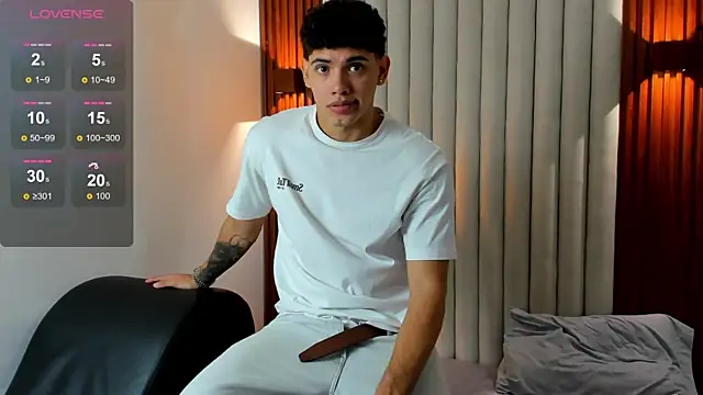 Snapshot of Justin_mack chatting on 7, 11, 2025 Justin mack online show from 7, 11, 2025