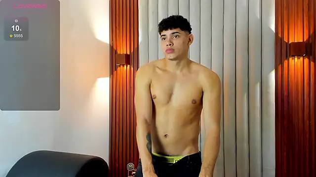 Snapshot of Justin_mack chatting on 22, 11, 2025 Justin mack online show from 22, 11, 2025