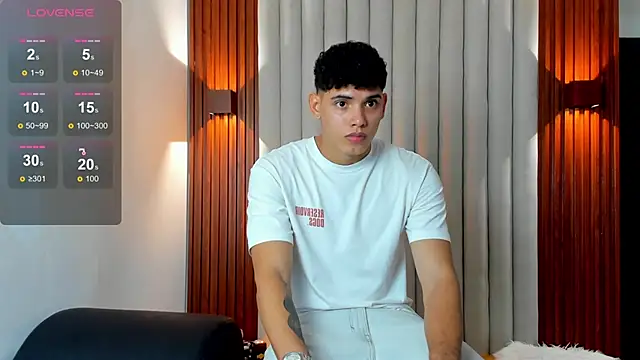 Snapshot of Justin_mack chatting on 28, 11, 2025 Justin mack online show from 28, 11, 2025