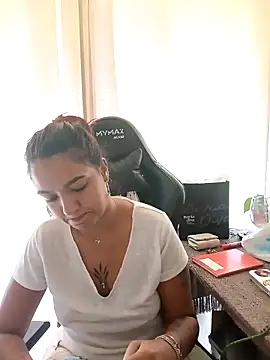 Pantaneirasexy online show from 17, 12, 2025