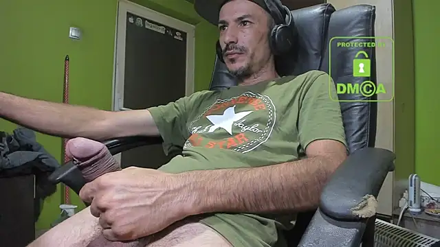 BigCumShoot online show from 11, 10, 2025