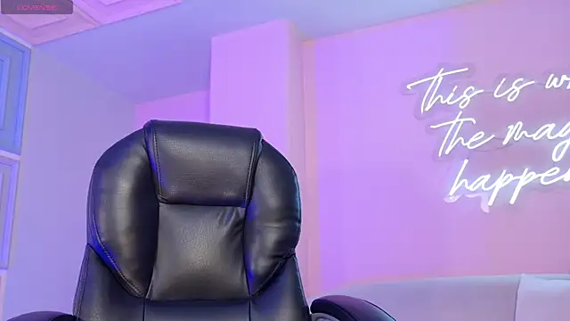 AmaiaHaywood online show from 12, 11, 2025