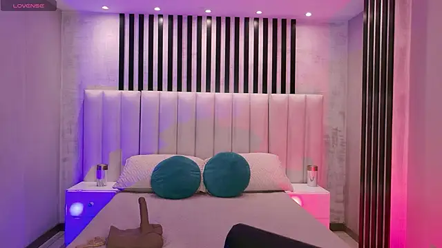 AmaiaHaywood online show from 15, 1, 2026