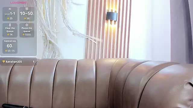 Snapshot of saleh_issawi chatting on 21, 10, 2025 saleh issawi online show from 21, 10, 2025