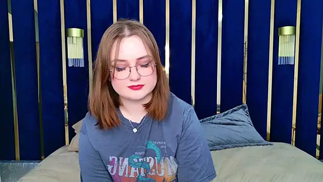 Snapshot of Kendra_Parlow chatting on 9, 2, 2025 Kendra Parlow online show from 9, 2, 2025