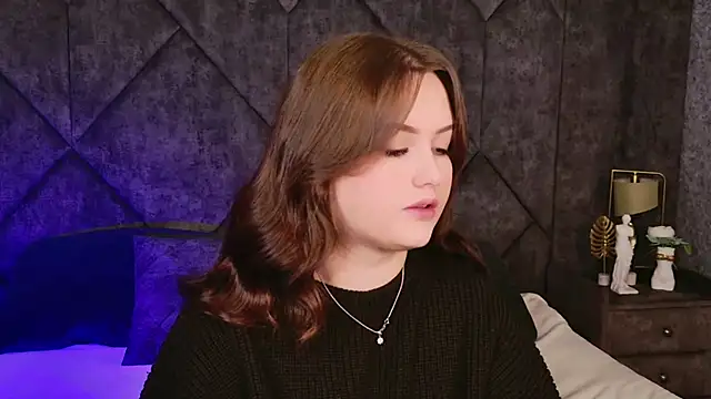 Snapshot of Kendra_Parlow chatting on 15, 9, 2025 Kendra Parlow online show from 15, 9, 2025