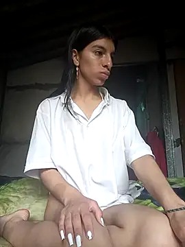 Snapshot of Ariell_Kieran chatting on 14, 2, 2025 Ariell Kieran online show from 14, 2, 2025