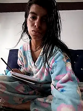 Snapshot of Ariell_Kieran chatting on 9, 3, 2025 Ariell Kieran online show from 9, 3, 2025