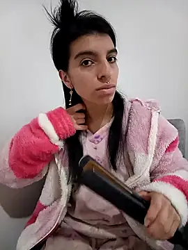 Snapshot of Ariell_Kieran chatting on 22, 3, 2025 Ariell Kieran online show from 22, 3, 2025