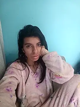 Snapshot of Ariell_Kieran chatting on 13, 9, 2025 Ariell Kieran online show from 13, 9, 2025